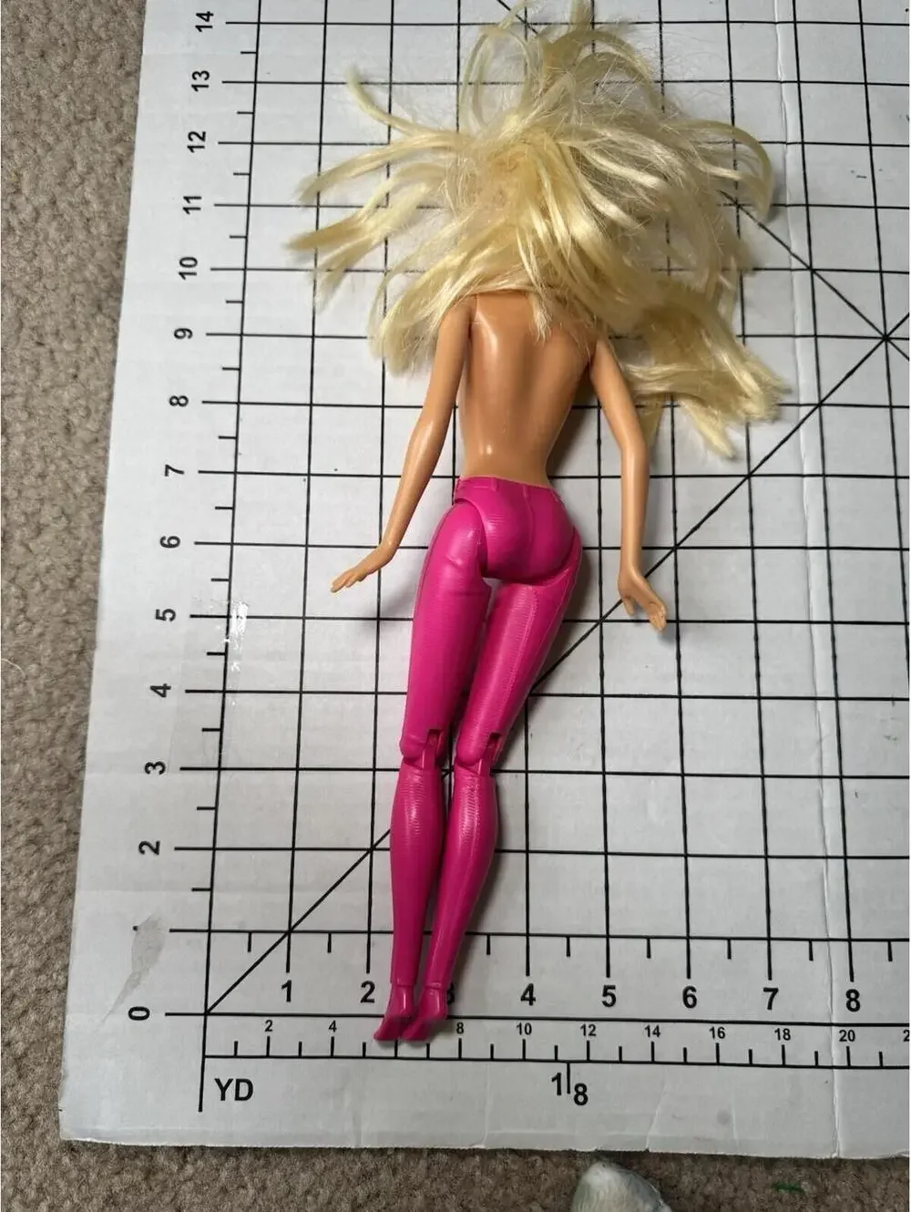 2014 Mattel Barbie #CLD94 Barbie Doll Articulated Pink Legs